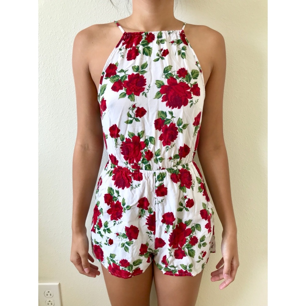 H&M FLORAL WHITE/RED ROMPER